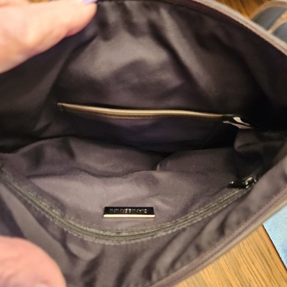 Giani Bernini Nappa Leather Venice Crossbody - Picture 2 of 5